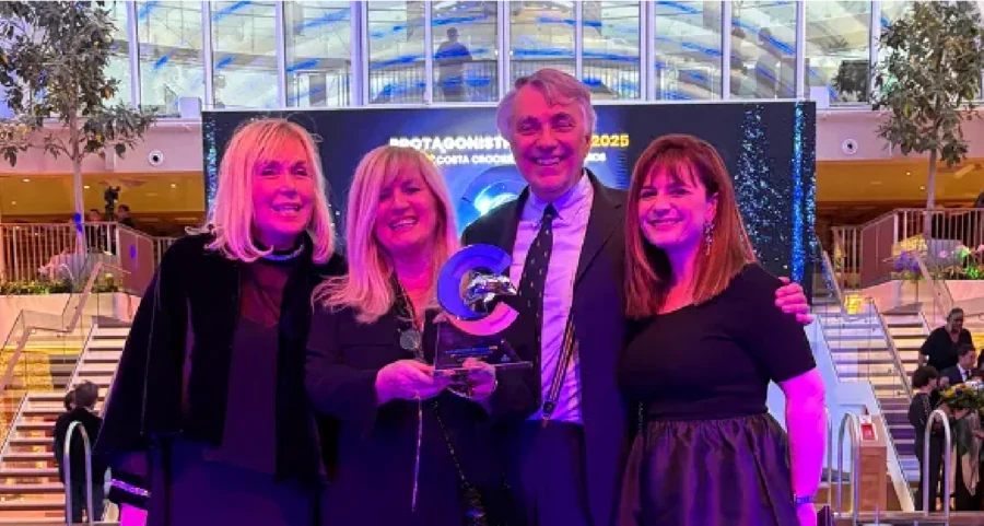 Patrick GAUDFRIN, Pauline HANSEN GAUDFRIN, Laurie CATANESE & Isabelle GRACIANO lors de la remise des prix MSC Croisières en 2025